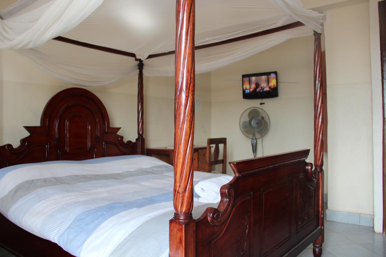 קיסומו Riversand Hotel מראה חיצוני תמונה