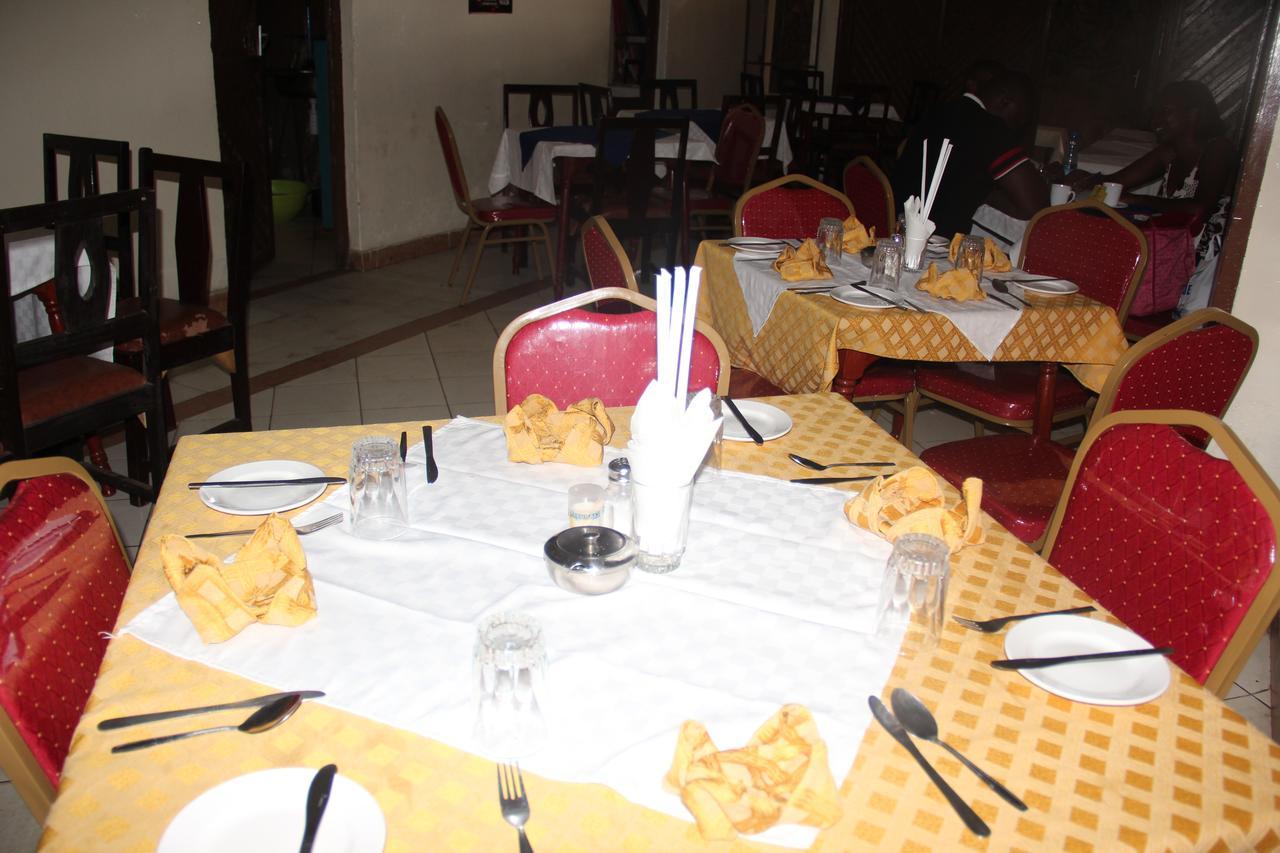 קיסומו Riversand Hotel מראה חיצוני תמונה