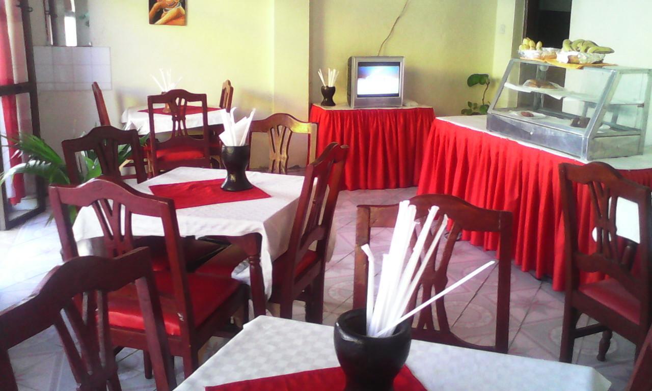 קיסומו Riversand Hotel מראה חיצוני תמונה
