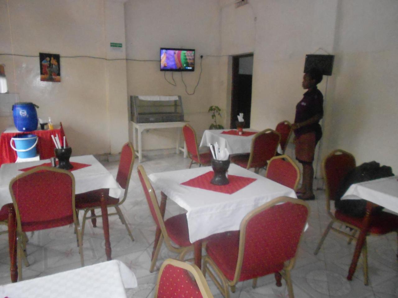 קיסומו Riversand Hotel מראה חיצוני תמונה