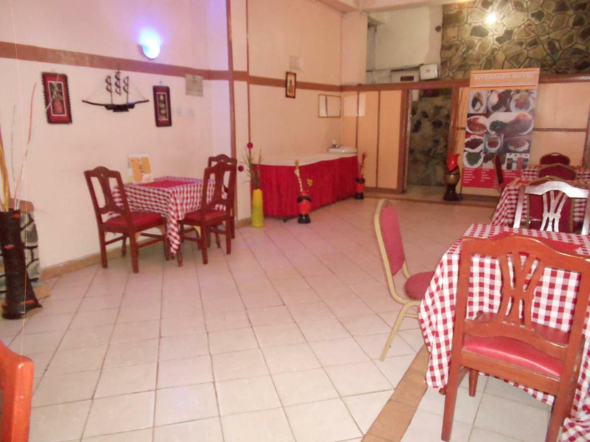 קיסומו Riversand Hotel מראה חיצוני תמונה